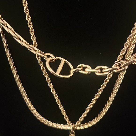 Three layer gold tone necklace - Picture 4 of 7